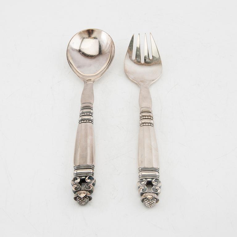 Johan Rohde serving utensils 1 pair "Konge/Acorn" silver for Georg Jensen Denmark, second half of the 20th century.