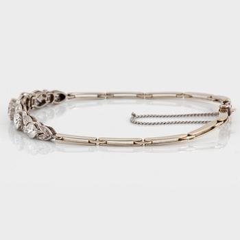 Armband 18K guld och vitguld med gammal- och åttkantslipade diamanter av CG Hallberg.