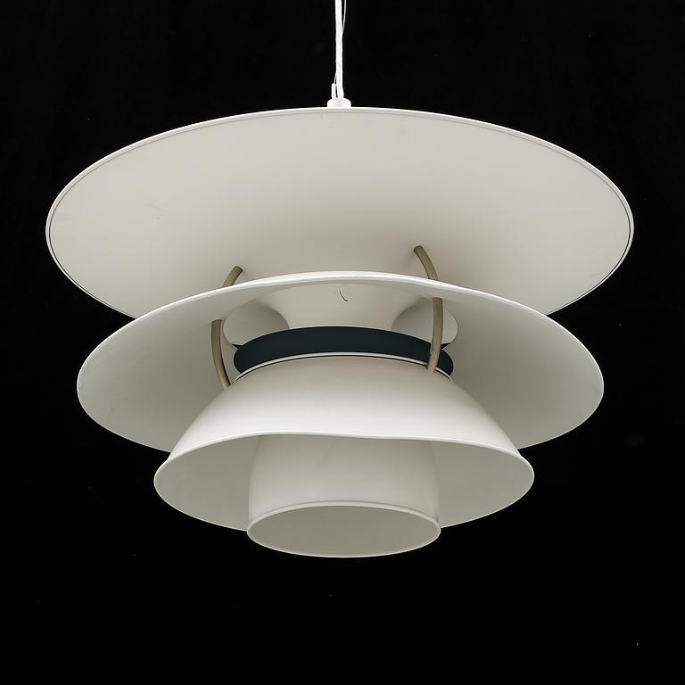 TAKLAMPA, "Charlottenborg PH 6 1/2-6", Ebbe Christensen, Sophus Frandsen och Poul Henningsen, Louis Poulsen.