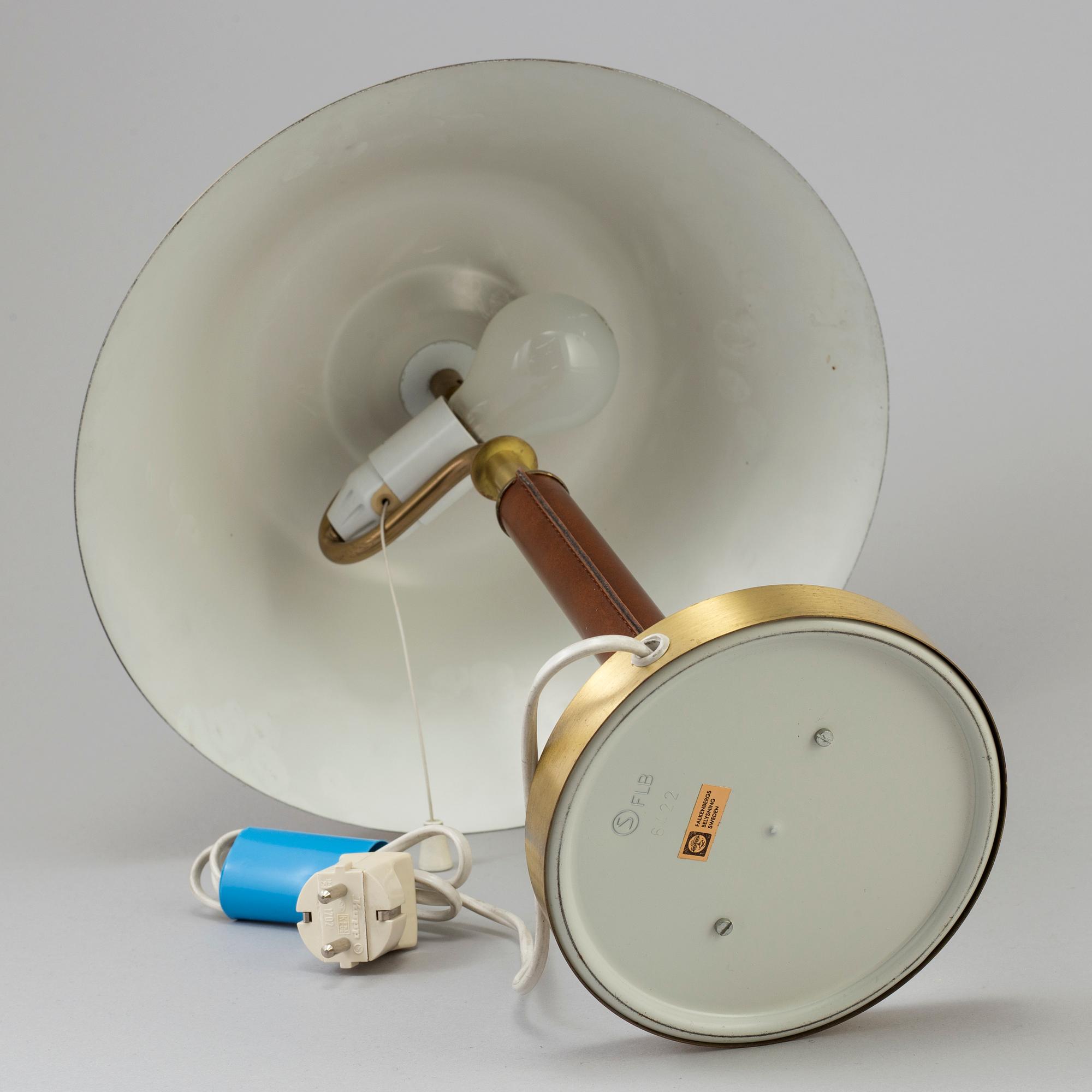 An 1950s table light from Falkenbergs Belysning.