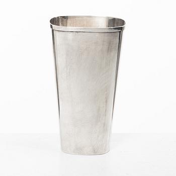 Eric Löfman, A silver beaker, KG Markström, Uppsala 1974.