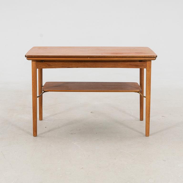 Mid-20th Century Coffee Table.