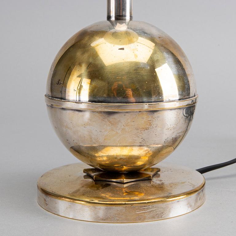 a Swedish Grace table lamp from the 1920's/30's.