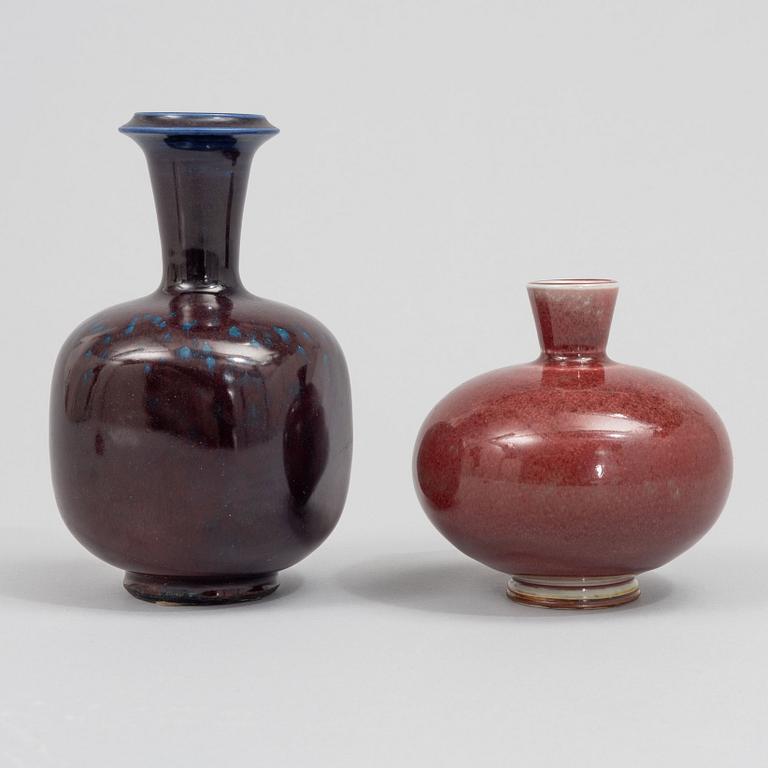 Berndt Friberg, two stoneware vases, Gustavsbergs studio 1975.