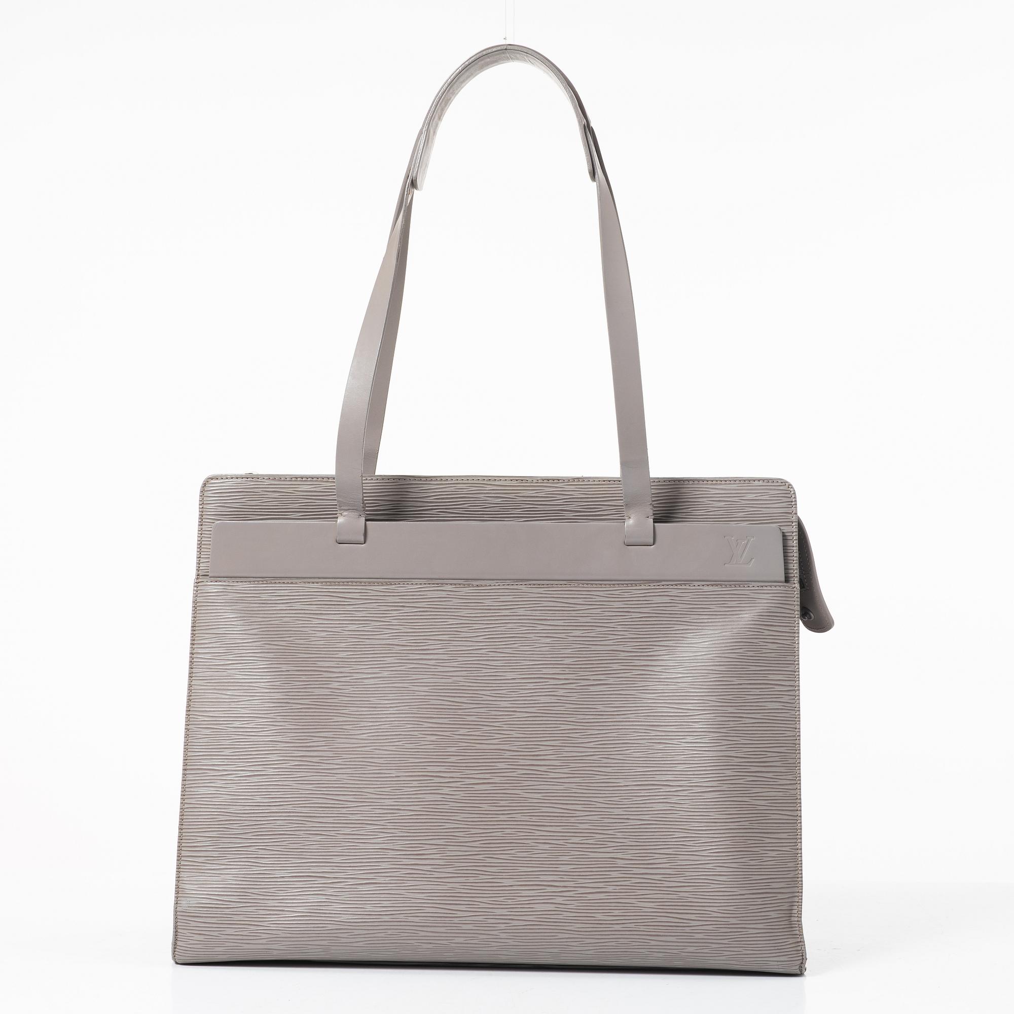 Louis Vuitton, Bag, "Epi Croisette MM".