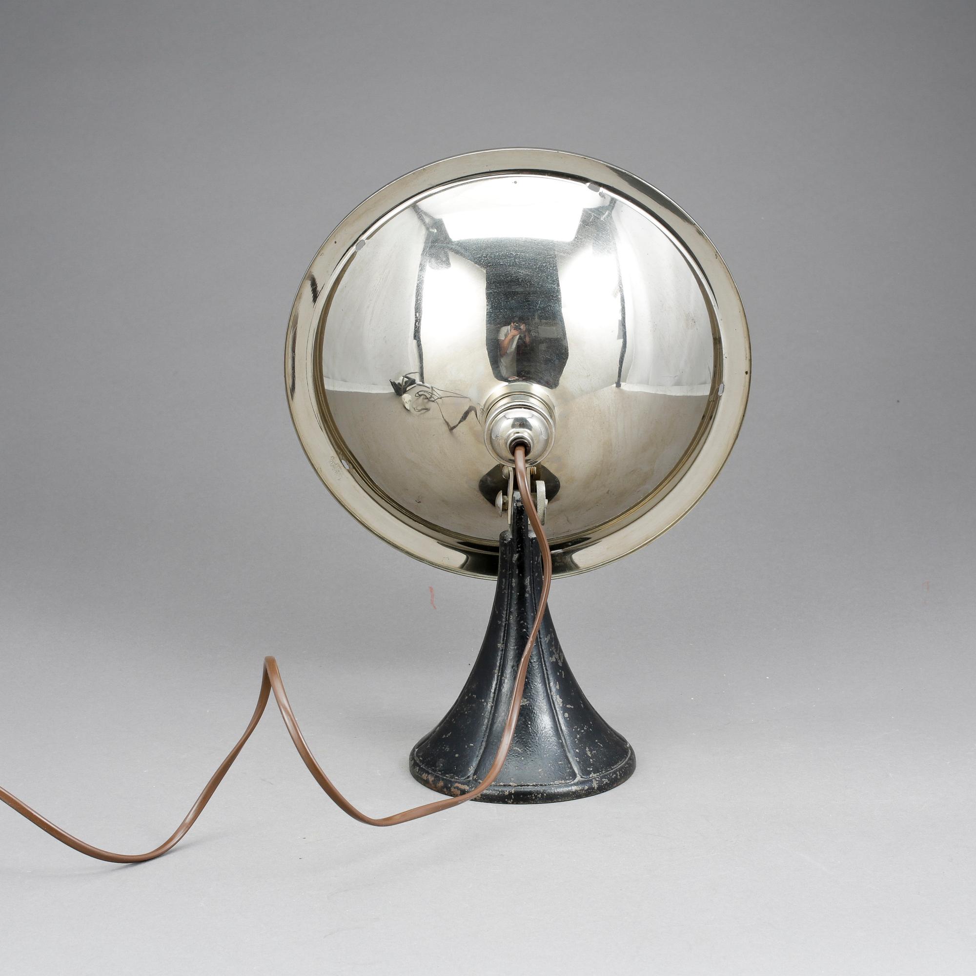 ATELJELAMPA / INDUSTRILAMPA, 1900-talets första hälft - mitt.