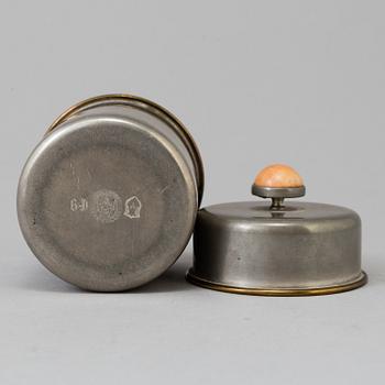 ESTRID ERICSON, burk med lock, Firma Svenskt Tenn, Stockholm 1955.