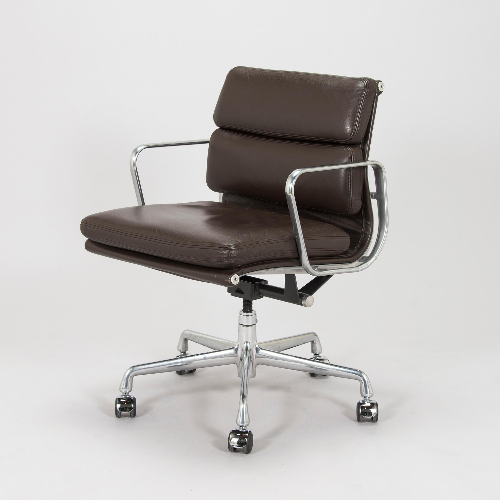 Charles & Ray Eames, desk chair, 'Soft Pad Chair EA 435', Herman Miller.