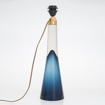 Lisa Johansson-Pape, mid-20th century '40-013' 'Lady' table lamp for Stockmann Orno.