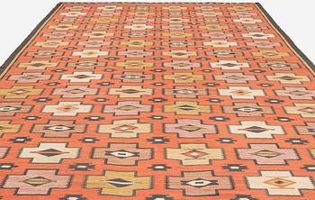 A carpet flat weave, c 607 x 300 cm, possibly Johanna Brunssons Vävskola.