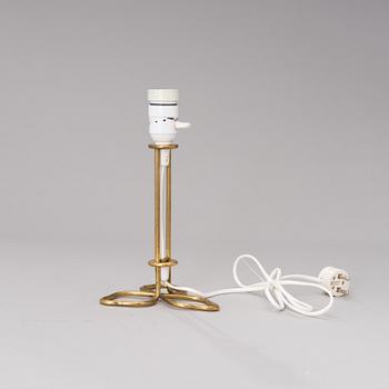 A mid-20th century brass table lamp model 61053 for Idman.