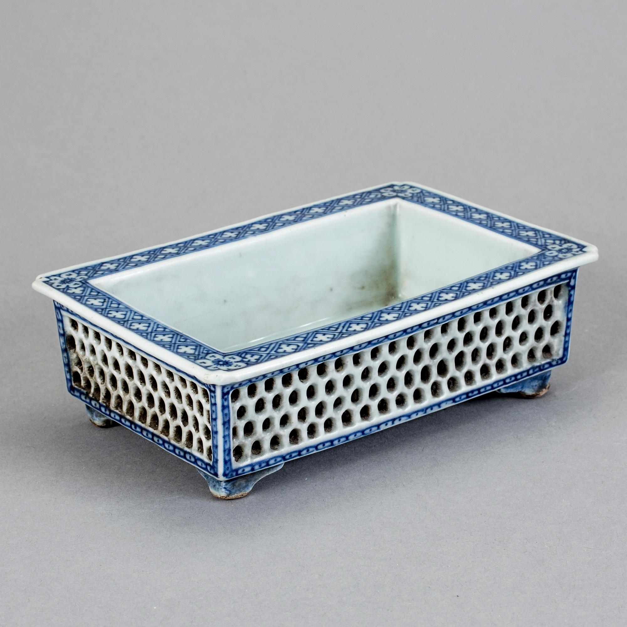 NARCISSKÅL, porslin, Kina, 1800-tal.