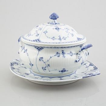 A 'Blue Fluted Half Lace' / 'Musselmalet' tureen with cover and stand, Royal Copenhagen, model '602' and 604.