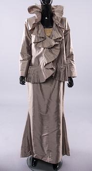 JUHLAPUKU, 3 osaa, Muotikuu.