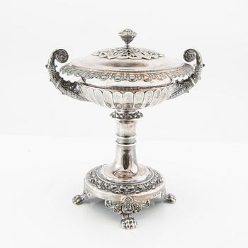 Gustaf Möllenborg, sockerskål silver Stockholm 1836.