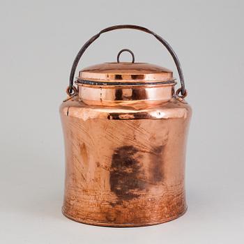 THREE COPPER KITCHEN UTENSILS, 19th century.