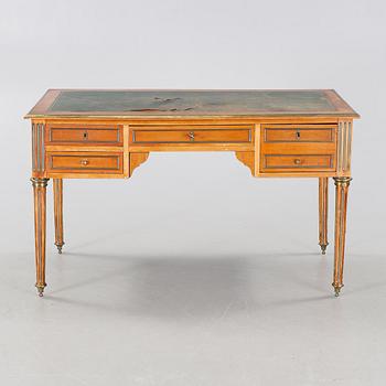 A writing desk, made around year 1900.