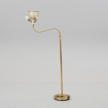 GOLVLAMPA, modell 2368/2148, "Stora Kamelen", Josef Frank, Firma Svenskt Tenn.