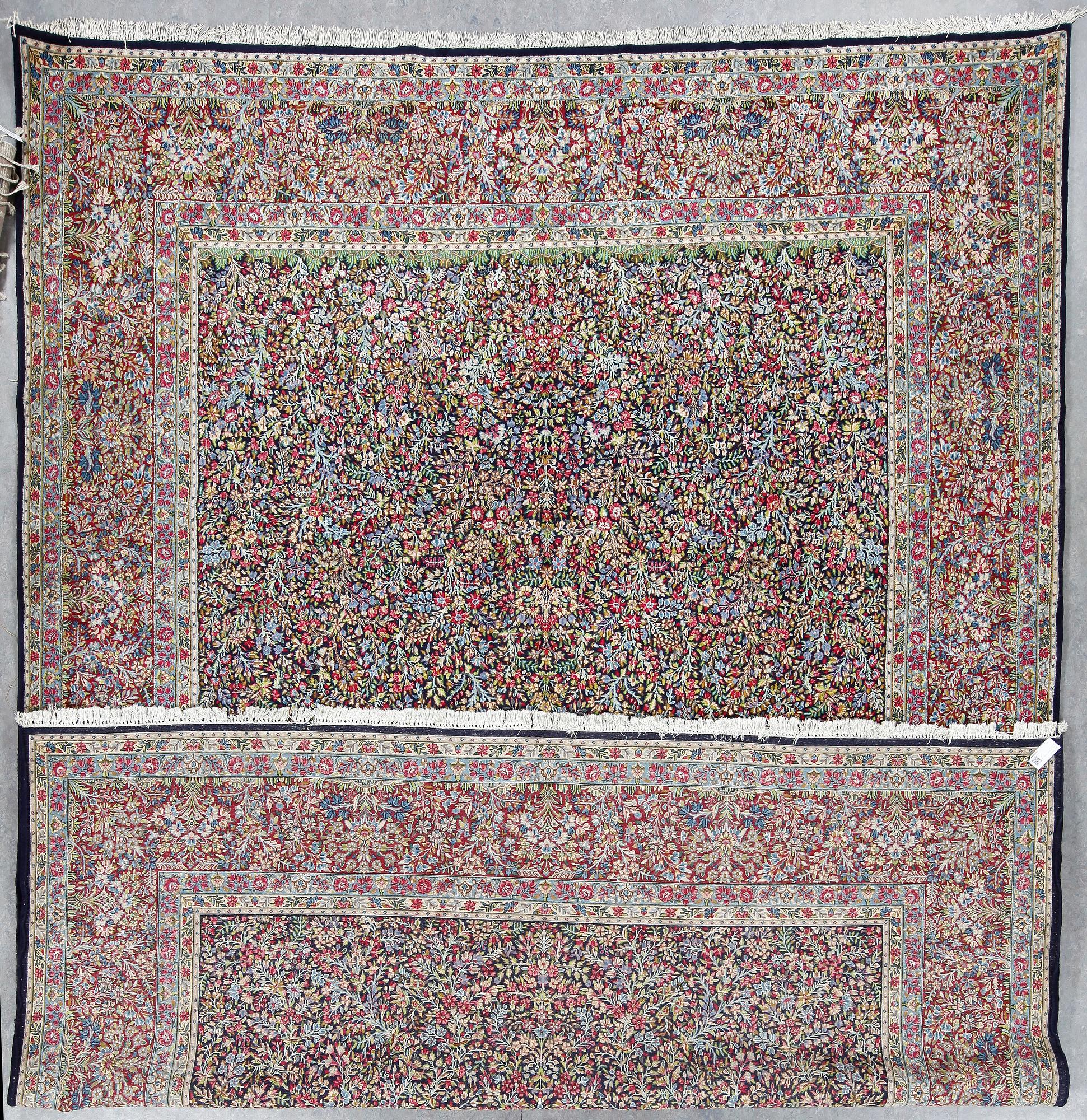 MATTA, semiantik, Kirman, ca 425x303 cm.