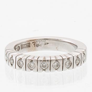 Half-eternity ring in 18K white gold with round brilliant-cut diamonds, Art Metall Helsingborg.