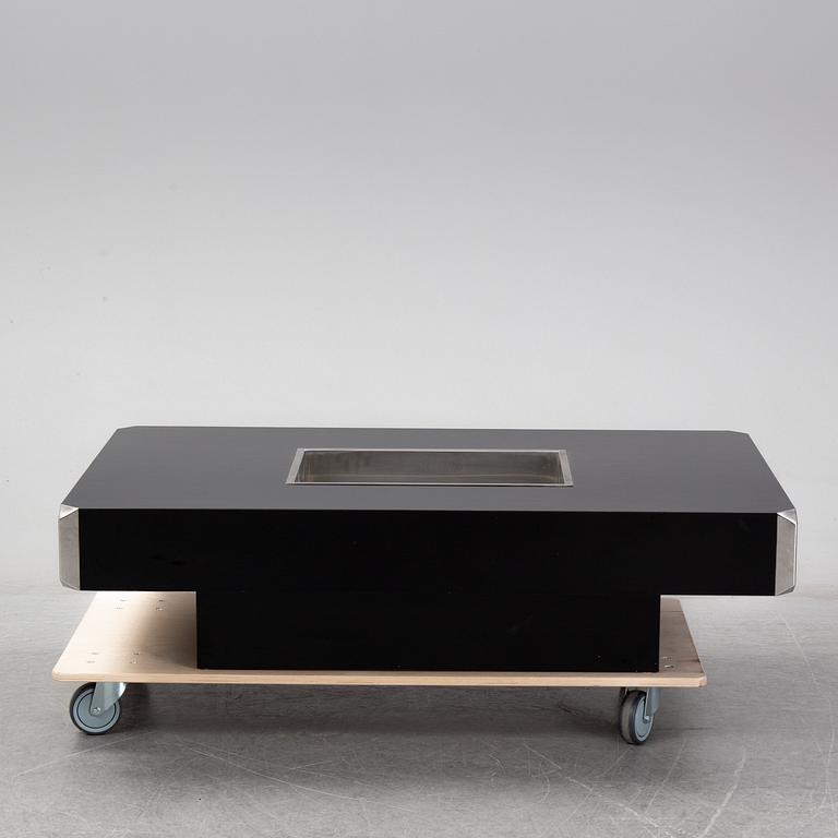 WILLY RIZZO, a black and chrome coffee table, second half of the 20th Century.