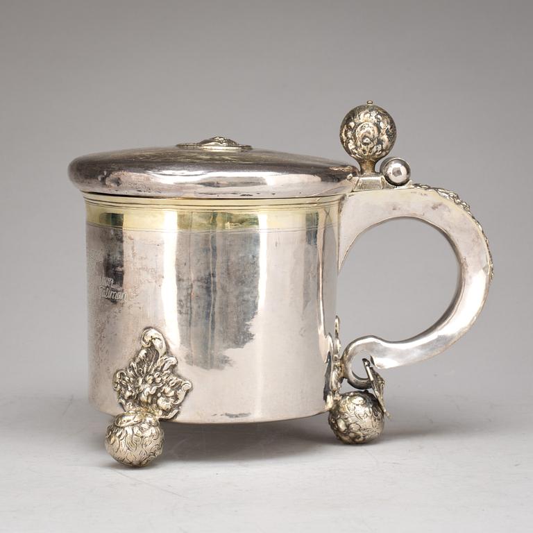 A Swedish late 17th century parcel-gilt tankard, marks of Didrik Hansson Hysing, Stockholm 1699.