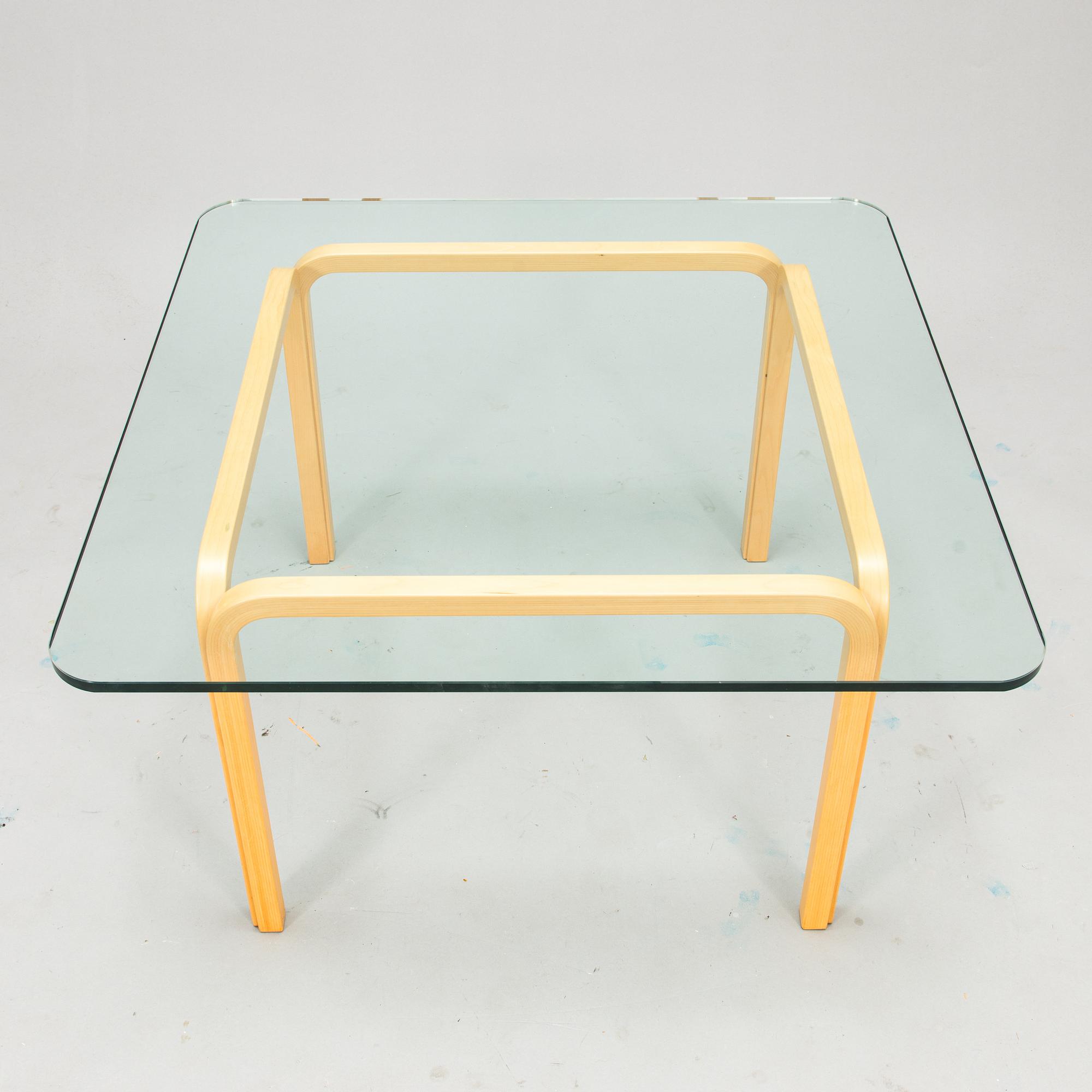 Alvar Aalto, Pöytä, Y805B, Artek.