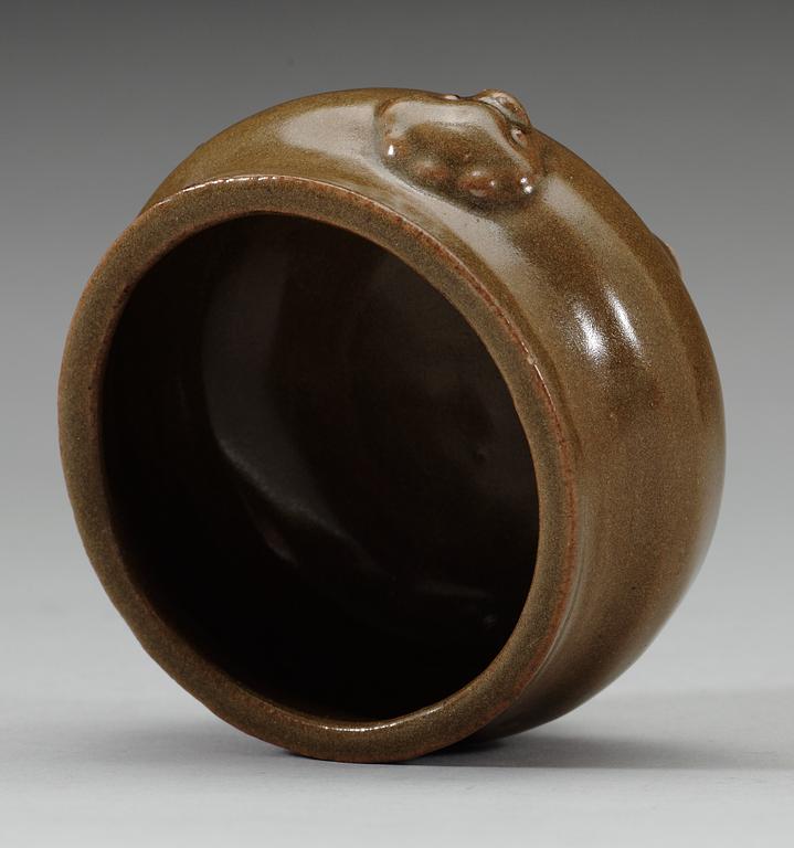 RÖKELSEKAR, porslin. Qing dynastin, Qianlong (1736-95).