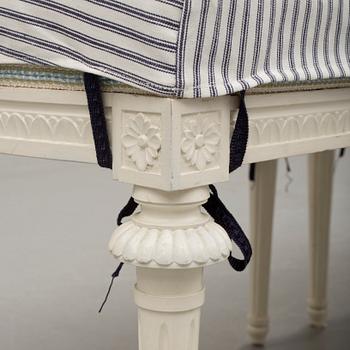 TABURETTER, ett par, gustaviansk stil, 1900-talets mitt.