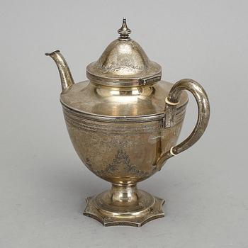 TEKANNA, silver, A. Dragsted, Köpenhamn, Danmark, 1899. Vikt ca 630 gram.