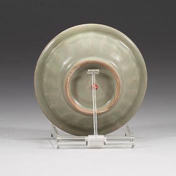 SKÅLFAT, keramik. Ming dynastin (1368-1644).