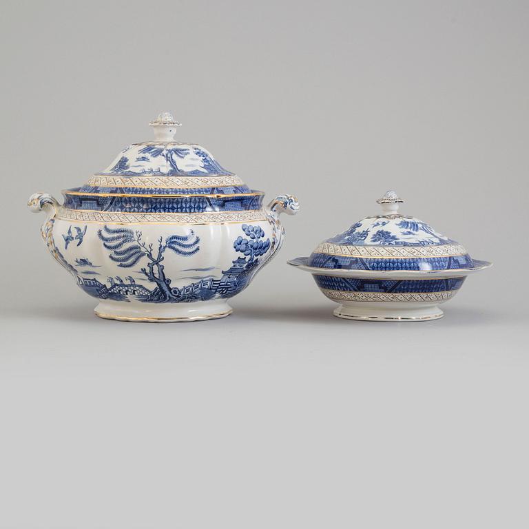 A part dinner and tea earthenware service, 'Real old Willow', Booths, England, first half of the 20th century (117 ps).