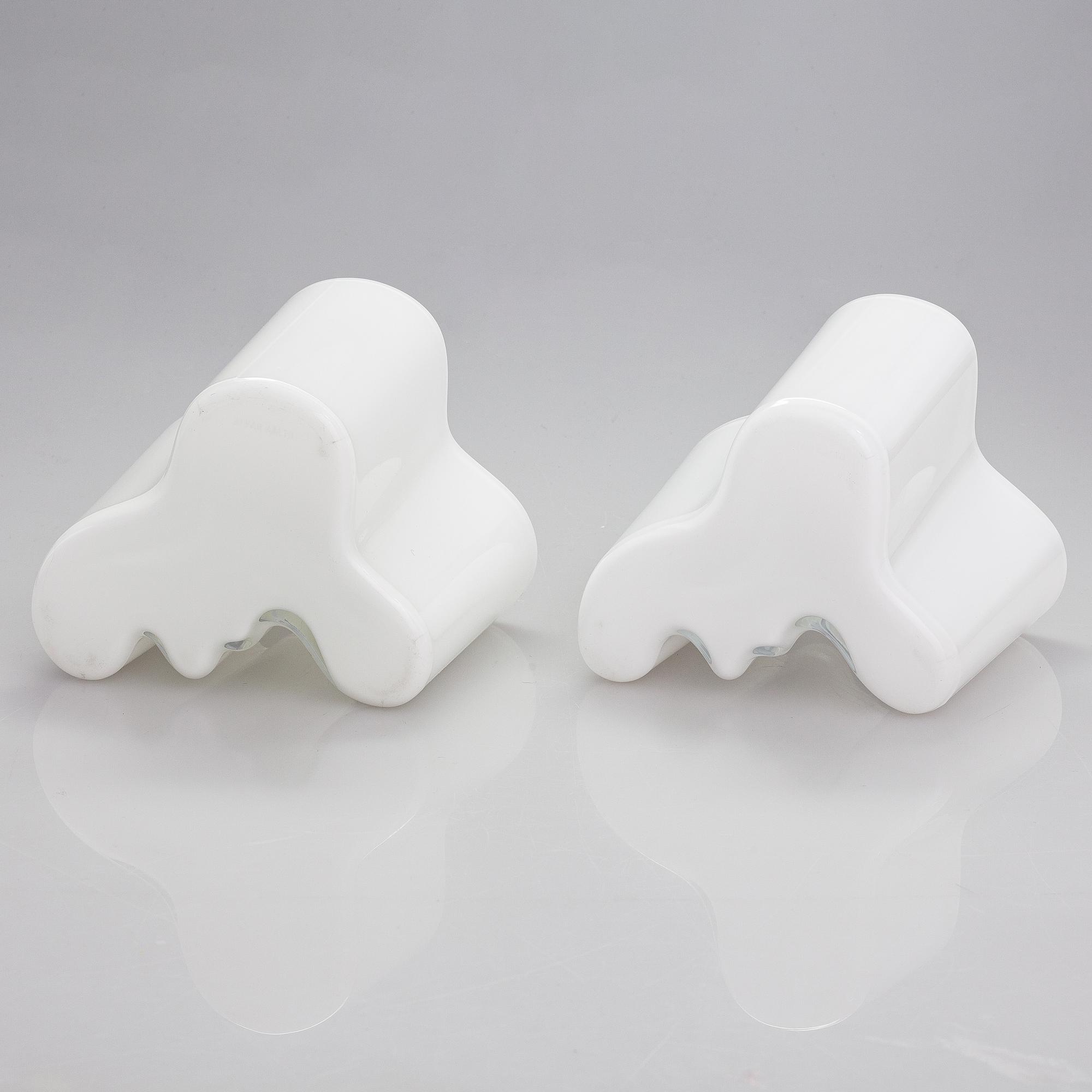 Alvar Aalto, Two '3030' vases signed Alvar AAlto.