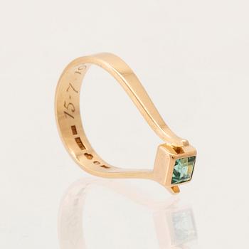 Rey Urban, ring in 18K gold with a square step-cut green tourmaline, Stockholm 1967.