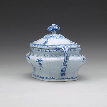 A Swedish faience tureen with cover, Rörstrand 18th Century.