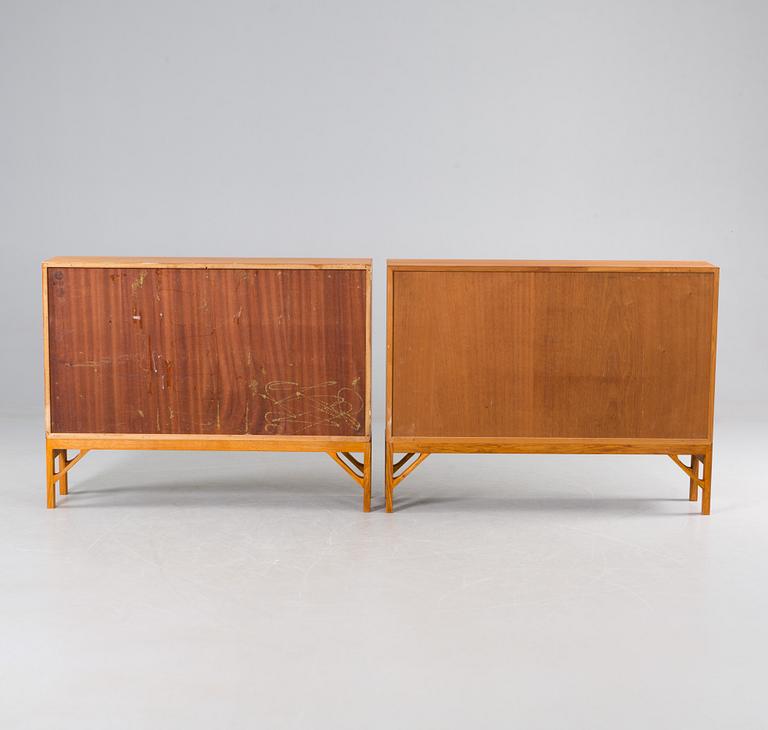 A PAIR OF BOOKSHELVES BY BØRGE MOGENSEN, C.M Madsen, FDB Furnitur.