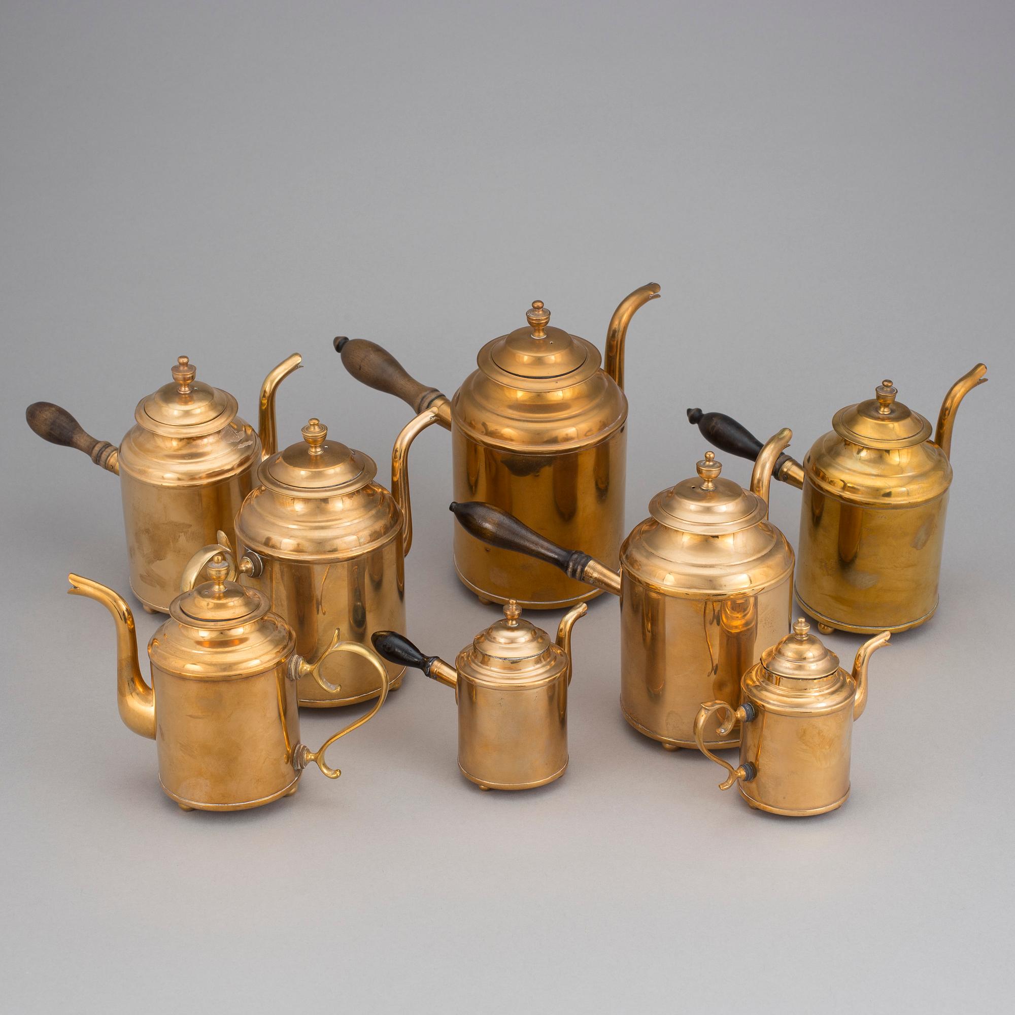 KAFFEKANNOR, 8 stycken, Skultuna bruk, 1800-/1900-tal.