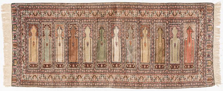 Carpet, Kayseri, approx. 220 x 92 cm.