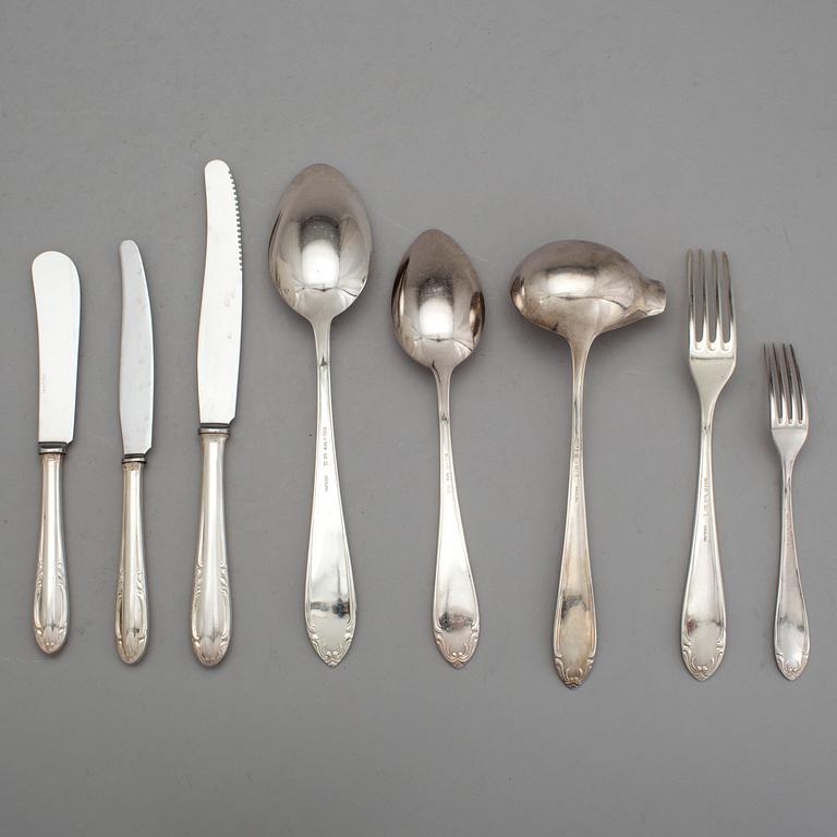 BESTICKSERVISDELAR, 85, silver, bland annat CG Hallberg. 1900-tal. Vikt exkl. stålblad ca 2264 g.