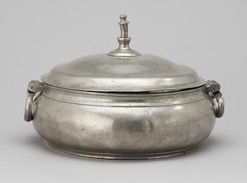214. A Swedish 18th/19th cent pewter bowl with cover.