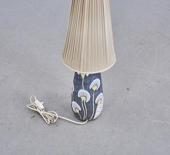 BORDSLAMPA, signerad Alingsås keramik, 1900-talets andra hälft.