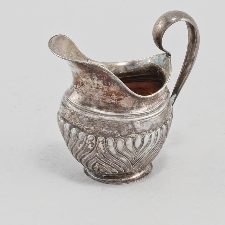 GRÄDDKANNA, silver, 1800-tal. Vikt 87 g.