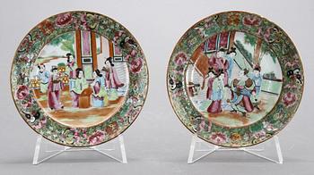 TALLRIKAR, 4 st, Kanton, Kina samt SKÅLFAT, 2 st, Japan, 1800/1900-tal.