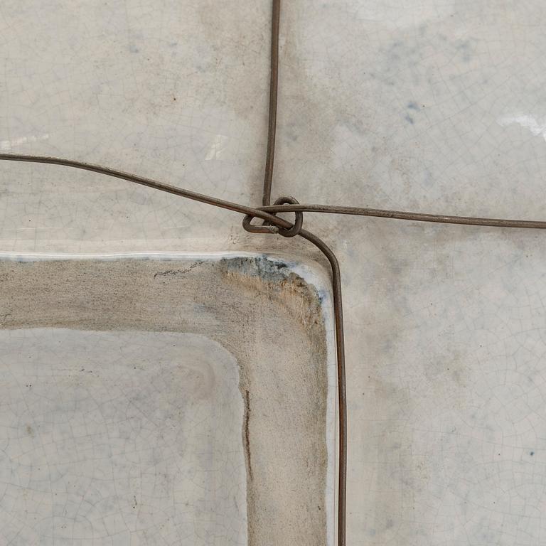 Birger Kaipiainen, väggrelief, stengods, signerad Kaipiainen 1945 Arabia.