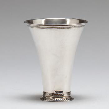 BÄGARE, silver. Jöns Spongberg. Gränna, 1762. Vikt ca 50g.