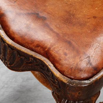 A set of nine English stained beech wood chairs, first half of the 18th Century.