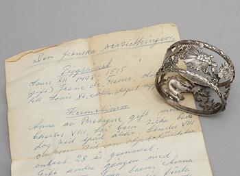 SERVETTRING, försilvrad koppar, Frankrike, 1800-talets andra hälft.