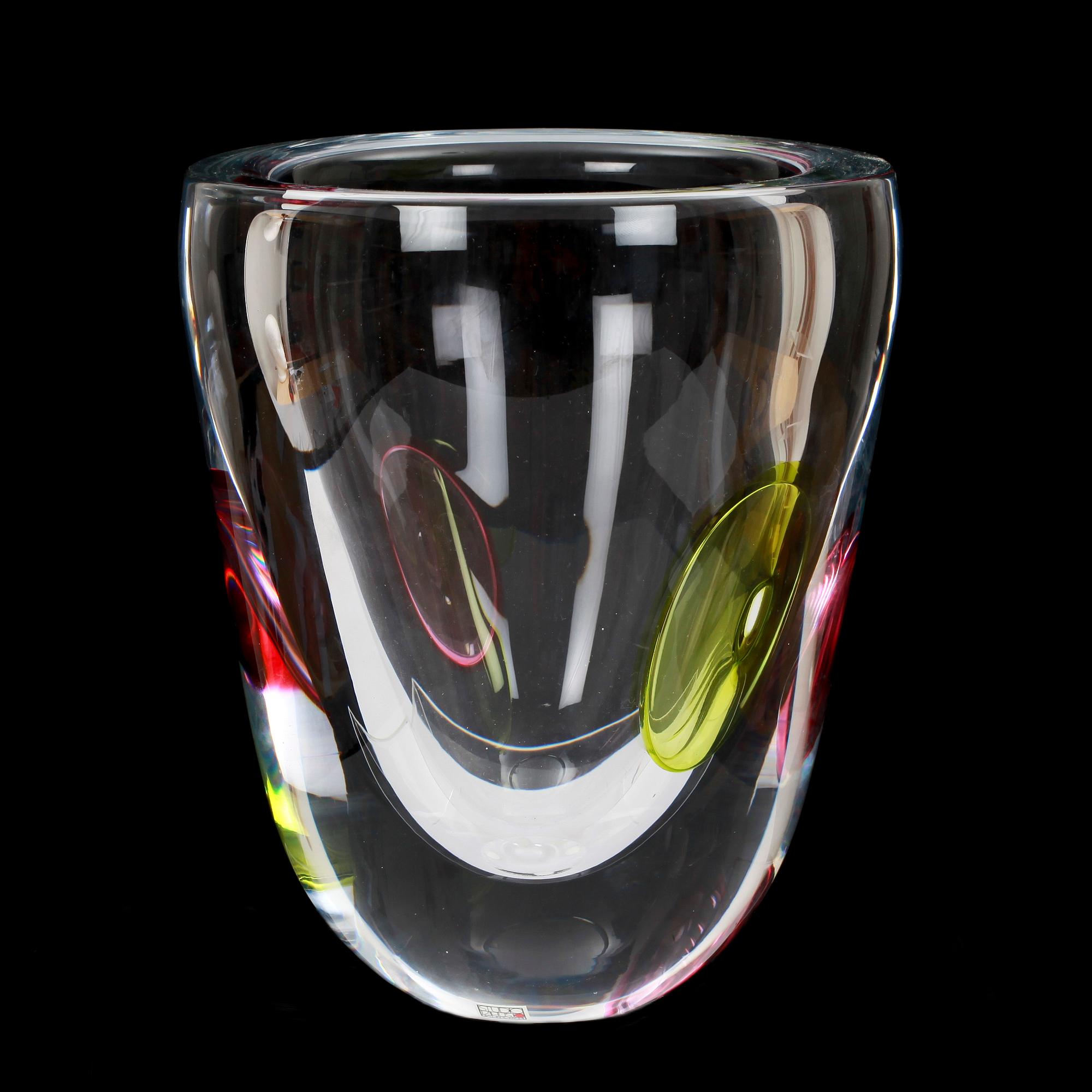 VAS, glas, Hanne Dreutler, Studio Glashyttan Åhus, 2006, sign.