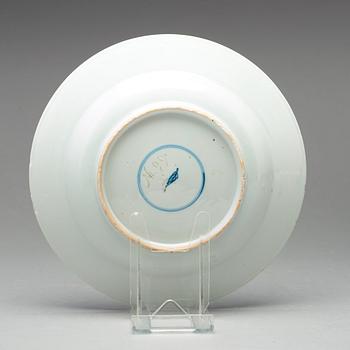TALLRIK, porslin. Qingdynastin, Kangxi (1662-1722). Johanneummärke.