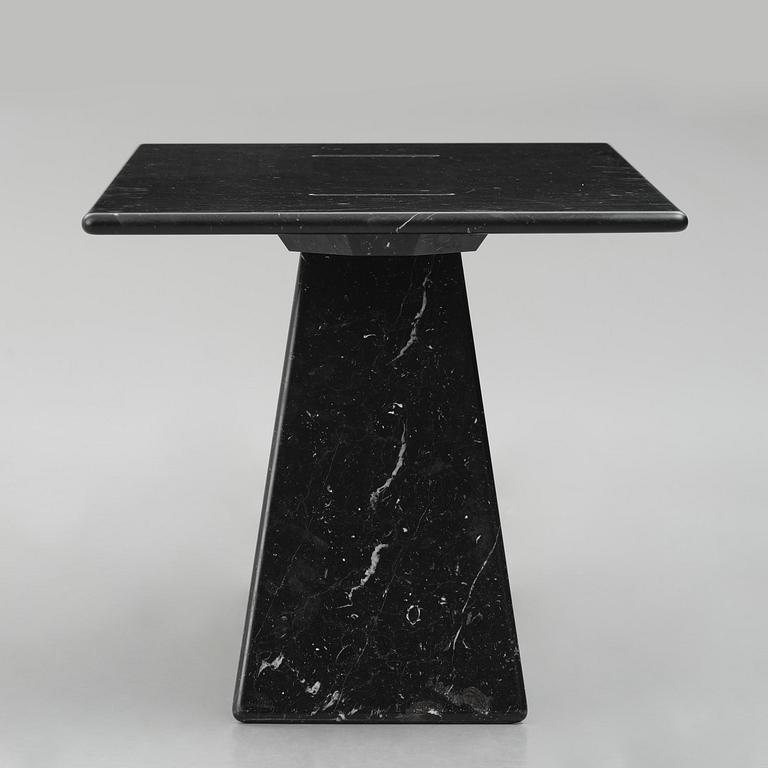 Angelo Mangiarotti, bord, "Asolo", Agapecasa, Italien, 2020.